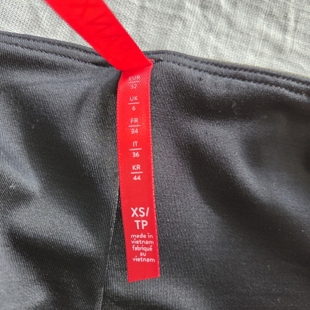SPANX Faux Leather Pencil Skirt - Rich Olive NWT - Picture 8 of 8